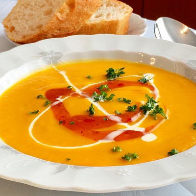 Food-Explorers-Cook-and-Lunch-Recipe-Pumpkin-Soup-with-Mango