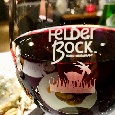 Felderbock Red Wine